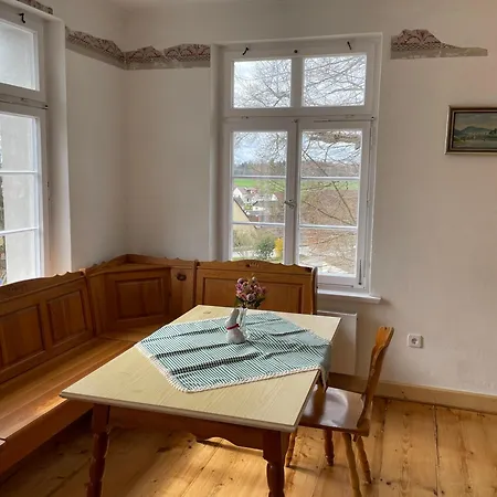 Cozy In A Historic House 아파트 *